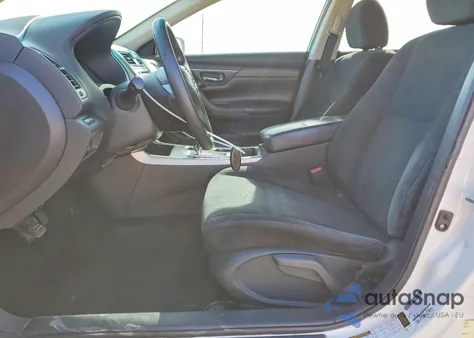 2015 Nissan Altima 2.5 из США, поврежденный, VIN 1N4AL3AP8FN389545